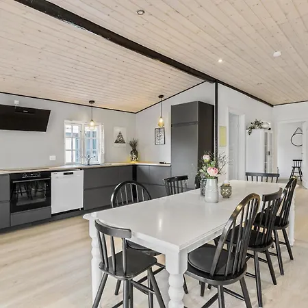 3 Bedroom Amazing In Vejby