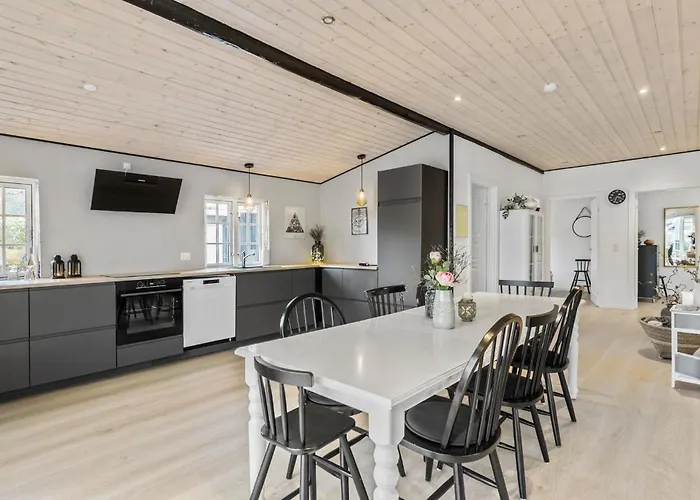 3 Bedroom Amazing In Vejby